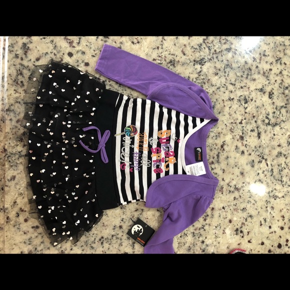 **2/$15**Halloween  bundle - Picture 7 of 8